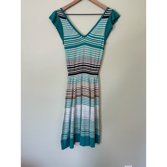 BCBGMaxAzria Striped Silk Blend Knit Dress Small Flutter Sleeve - Picture 6 of 9